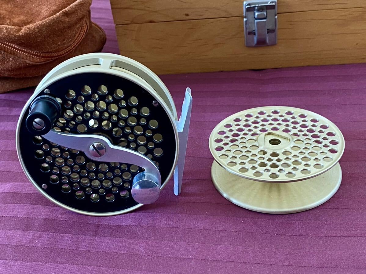 ウィンストン　9ｆｔ8番　フライロッド　フライフィッシング　フライリール Amazon | 釣り竿 2.7M 9フィート7/8フライフィッシングロッド